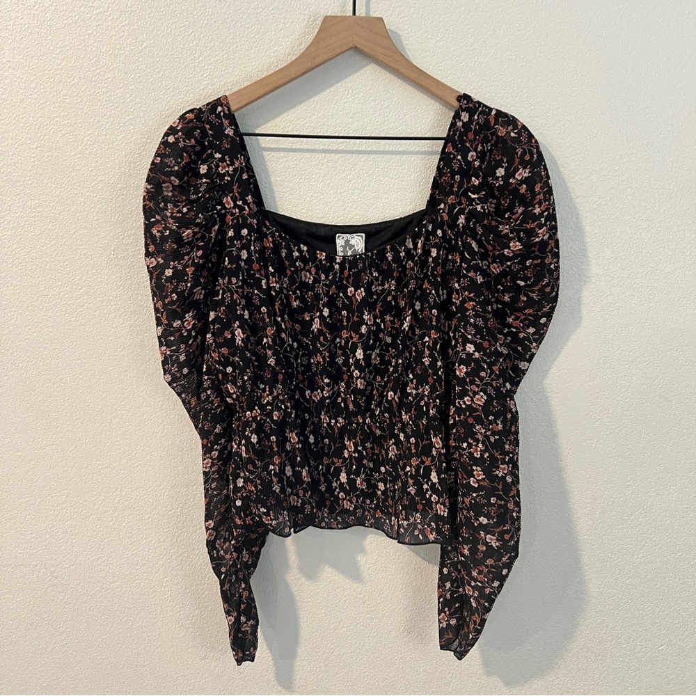 Sadie & Sage Textured Chiffon Floral Print Puff Sleeve Top Peasant Size M